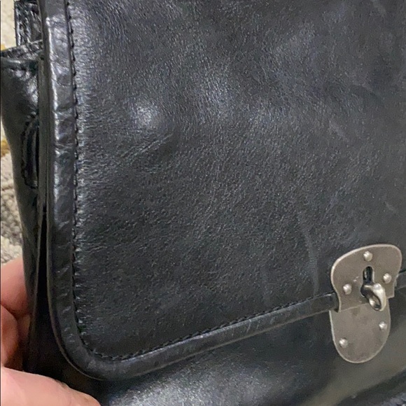 💕Patricia Nash black leather large crossbody bag - Picture 4 of 16